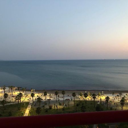Апартаменти Fully Equipped Flat With Stunning Sea Views Дуррес Екстер'єр фото