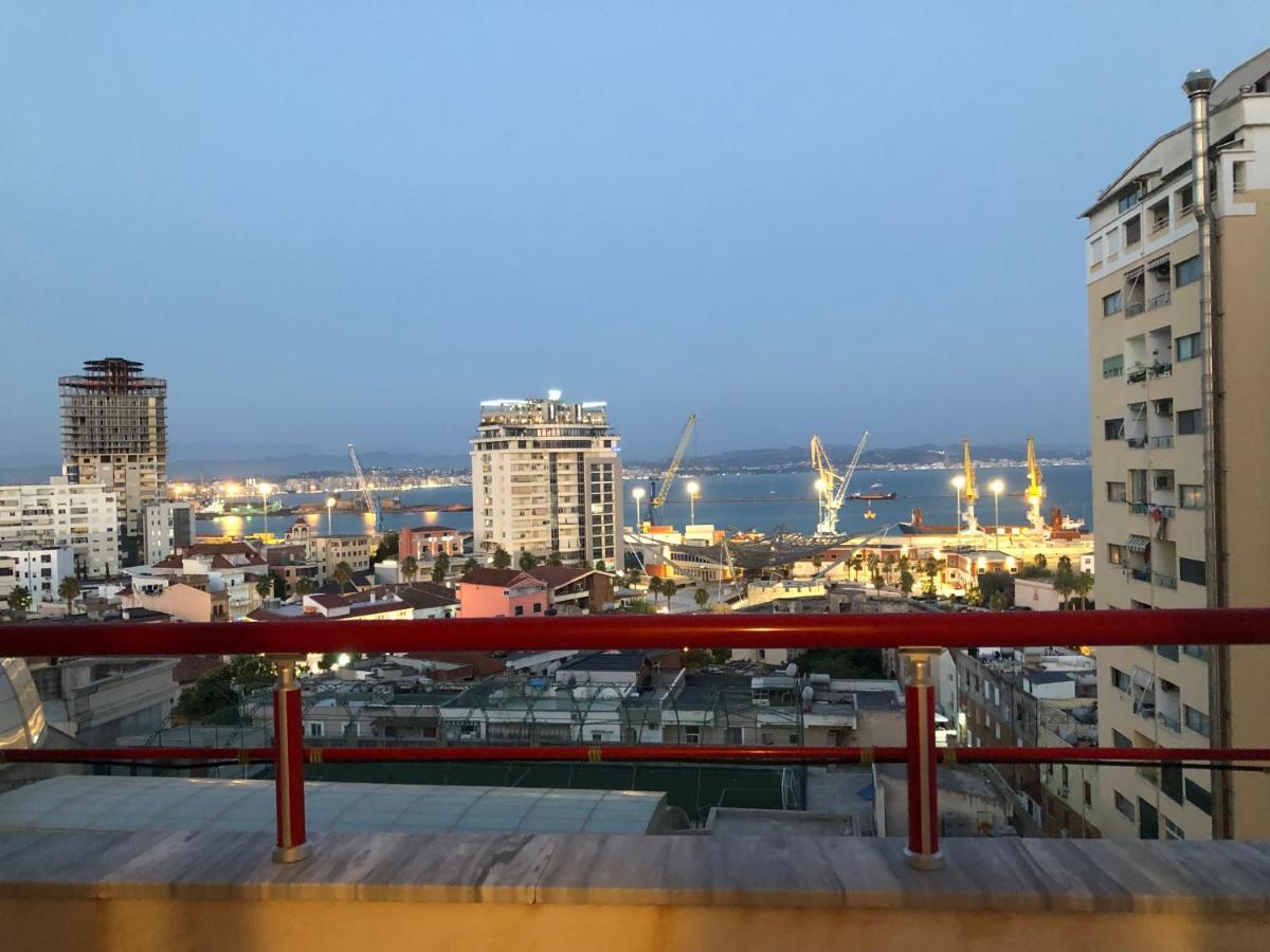 Апартаменти Fully Equipped Flat With Stunning Sea Views Дуррес Екстер'єр фото